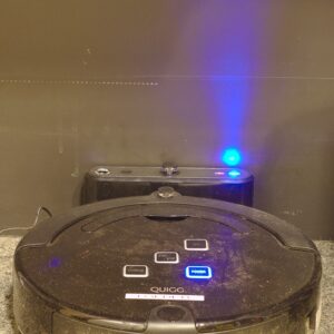 Low-Profile Robot Vacuum Cleaner - Studio Line